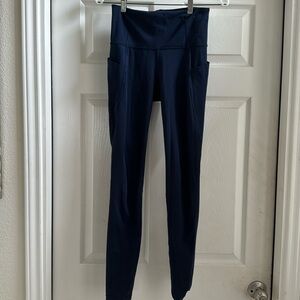 Navy leggings with pockets!